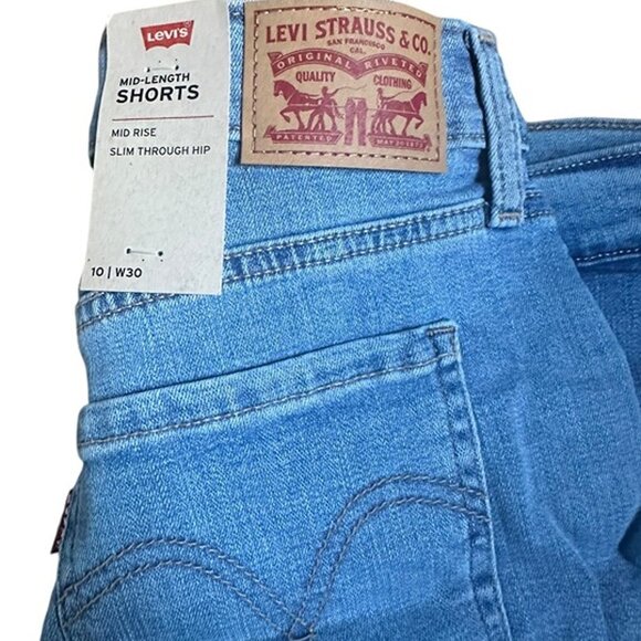 Levi's Jean Shorts Women's Size 30 Blue Mid-Length Denim Pockets - Picture 6 of 7